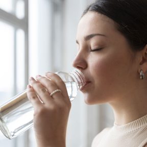 drink water